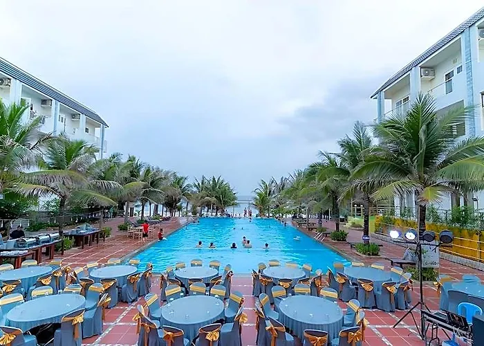 Hotel Farosea &
