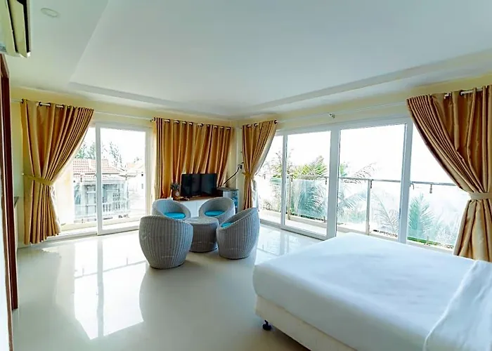 Farosea & Hotel 4*